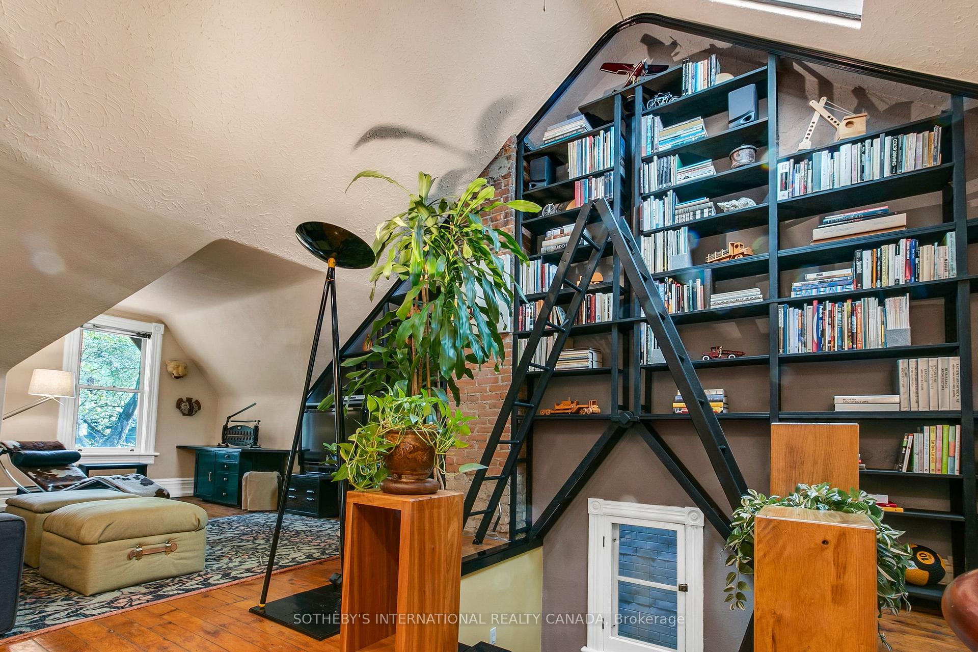 Photo 27 of 460 Wellesley Street E, Toronto, Cabbagetown-South St. James Town — HOMEH