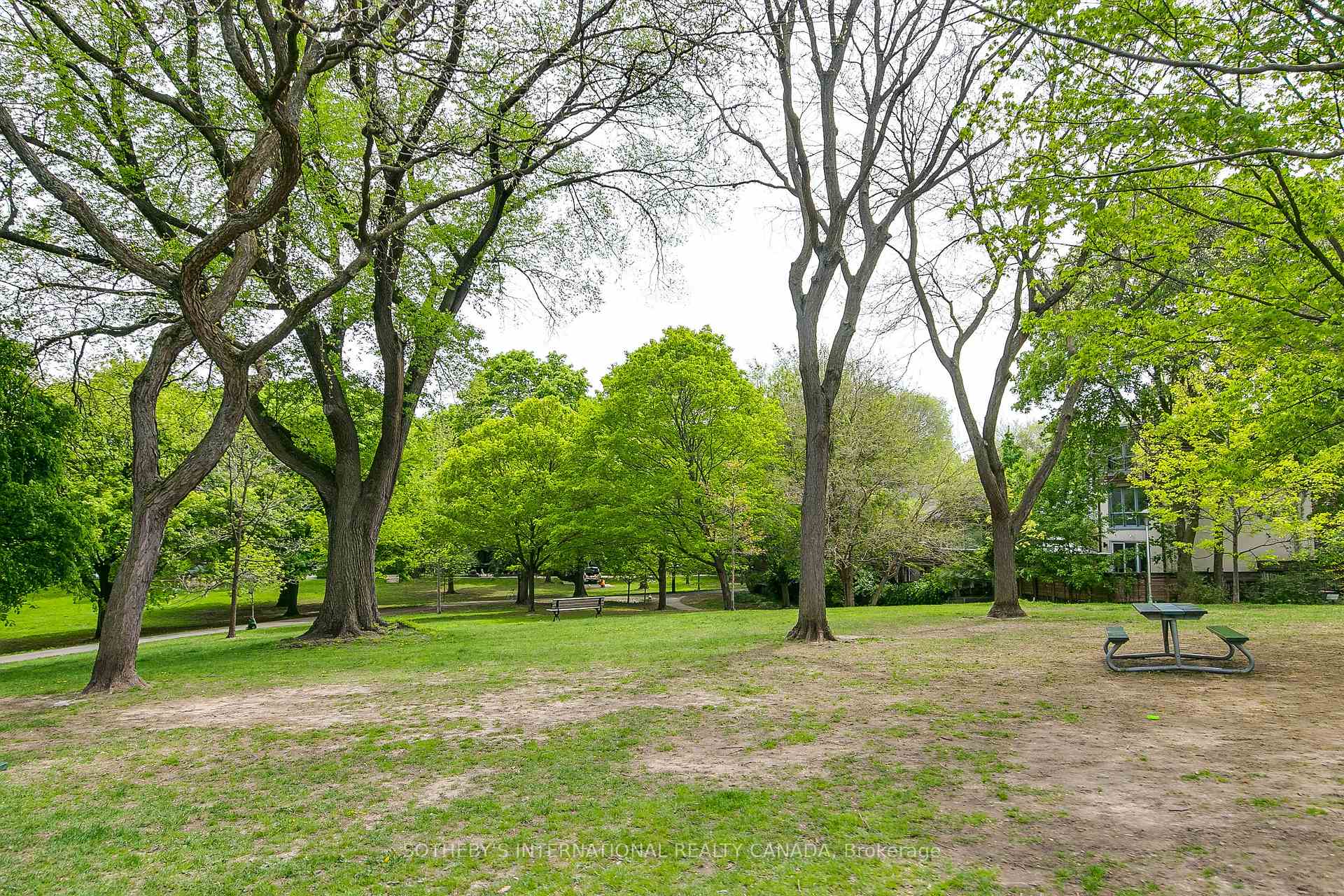 Photo 47 of 460 Wellesley Street E, Toronto, Cabbagetown-South St. James Town — HOMEH