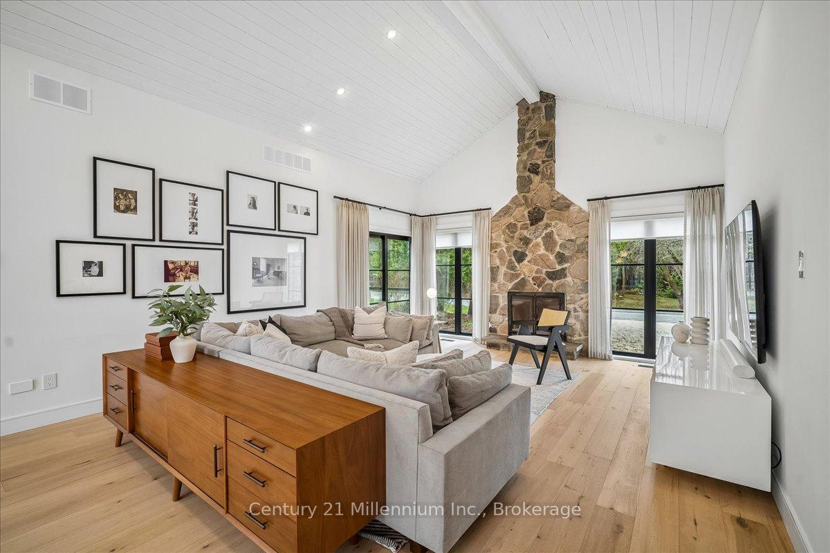 Photo 4 of 33 Slalom Gate Road, Collingwood — HOMEH