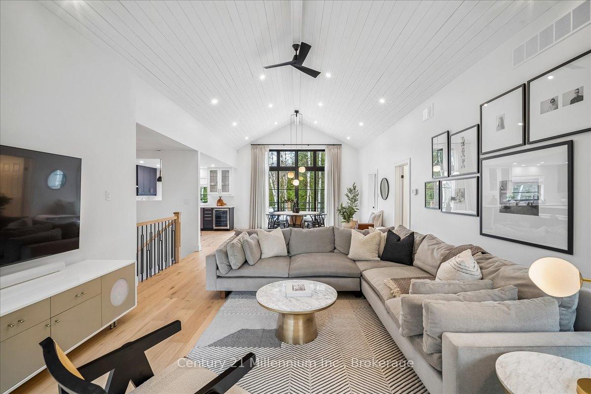 Photo 10 of 33 Slalom Gate Road, Collingwood — HOMEH