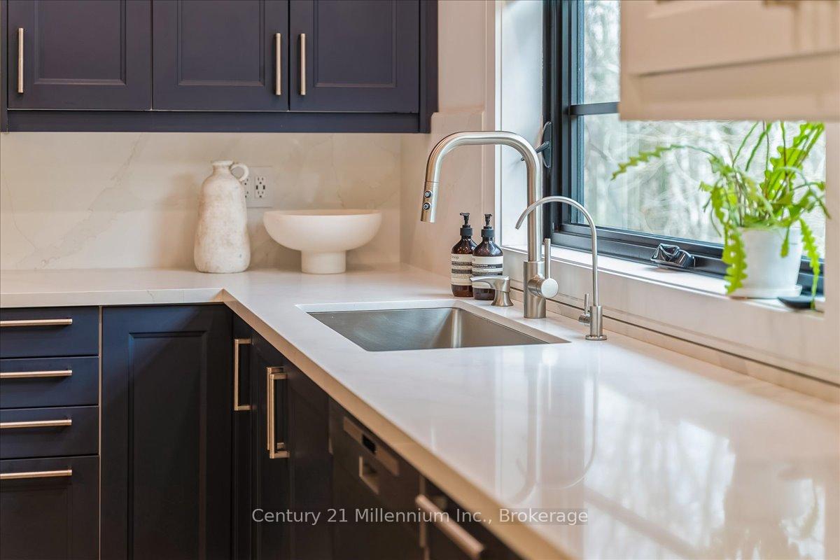Photo 19 of 33 Slalom Gate Road, Collingwood — HOMEH