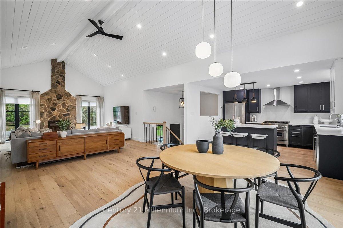 Photo 22 of 33 Slalom Gate Road, Collingwood — HOMEH