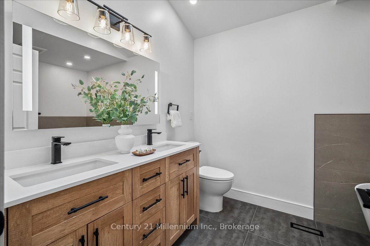 Photo 30 of 33 Slalom Gate Road, Collingwood — HOMEH