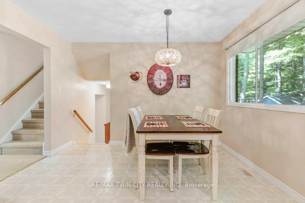 Photo 11 of 11 Grey Owl Drive, Woolwich, Elmira — HOMEH