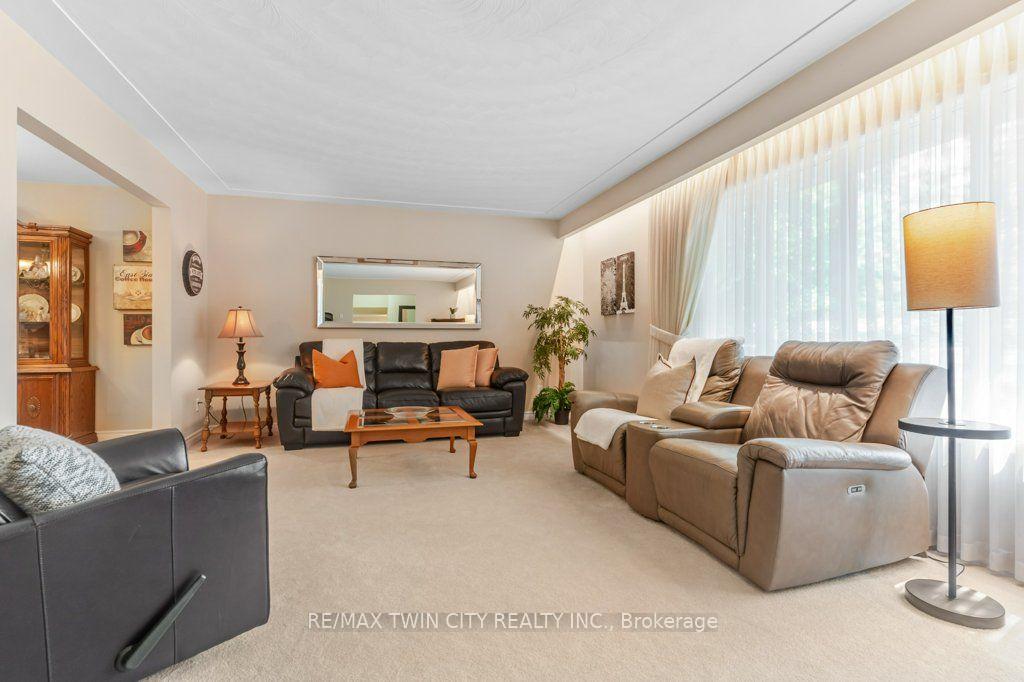 Photo 18 of 11 Grey Owl Drive, Woolwich, Elmira — HOMEH