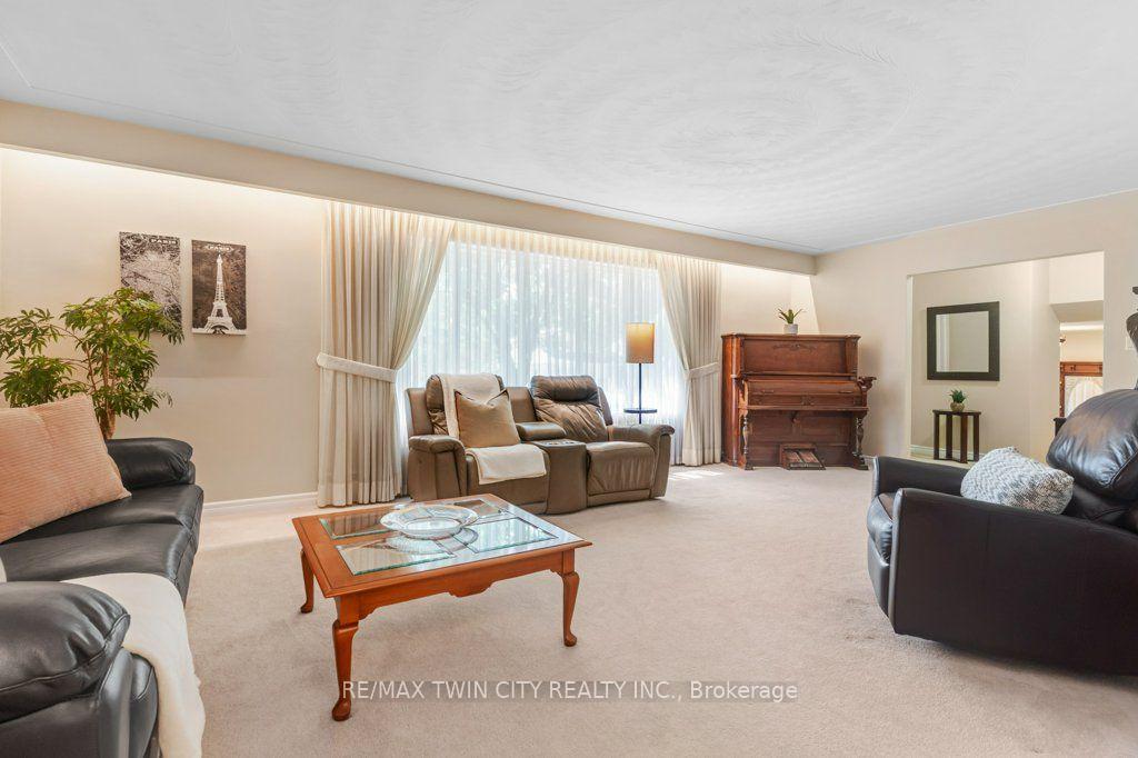 Photo 19 of 11 Grey Owl Drive, Woolwich, Elmira — HOMEH
