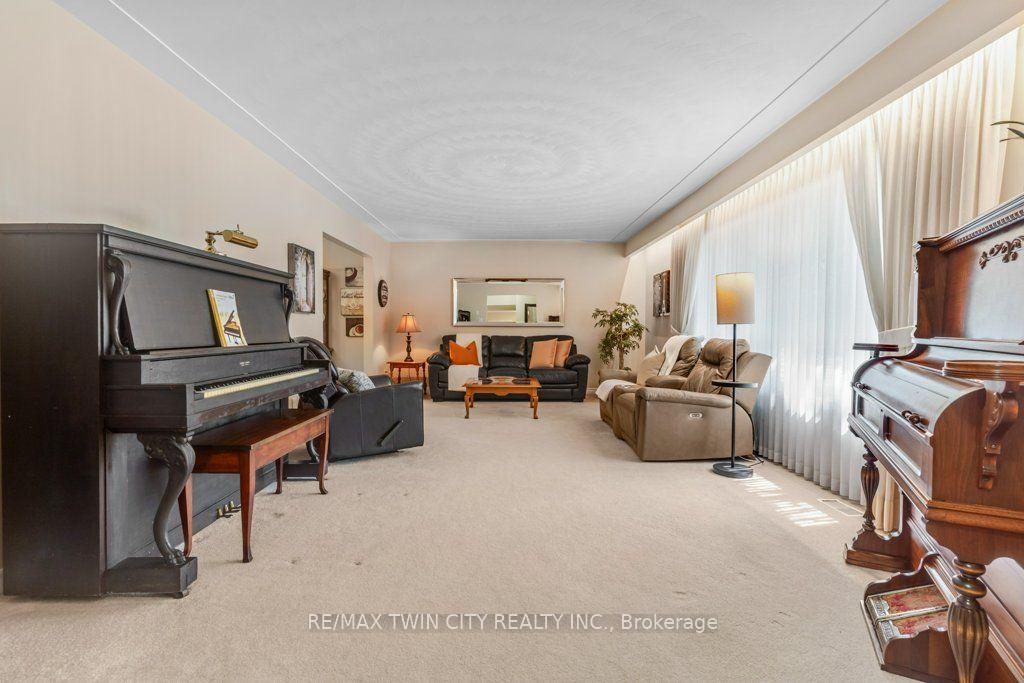 Photo 20 of 11 Grey Owl Drive, Woolwich, Elmira — HOMEH