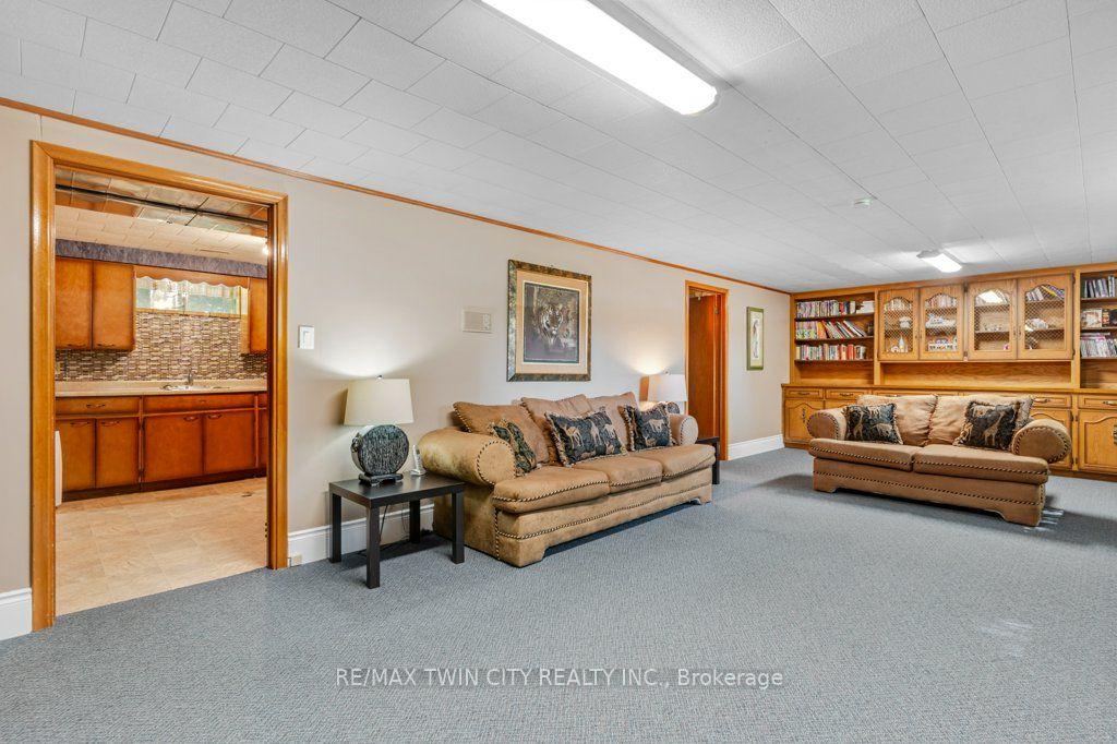 Photo 33 of 11 Grey Owl Drive, Woolwich, Elmira — HOMEH