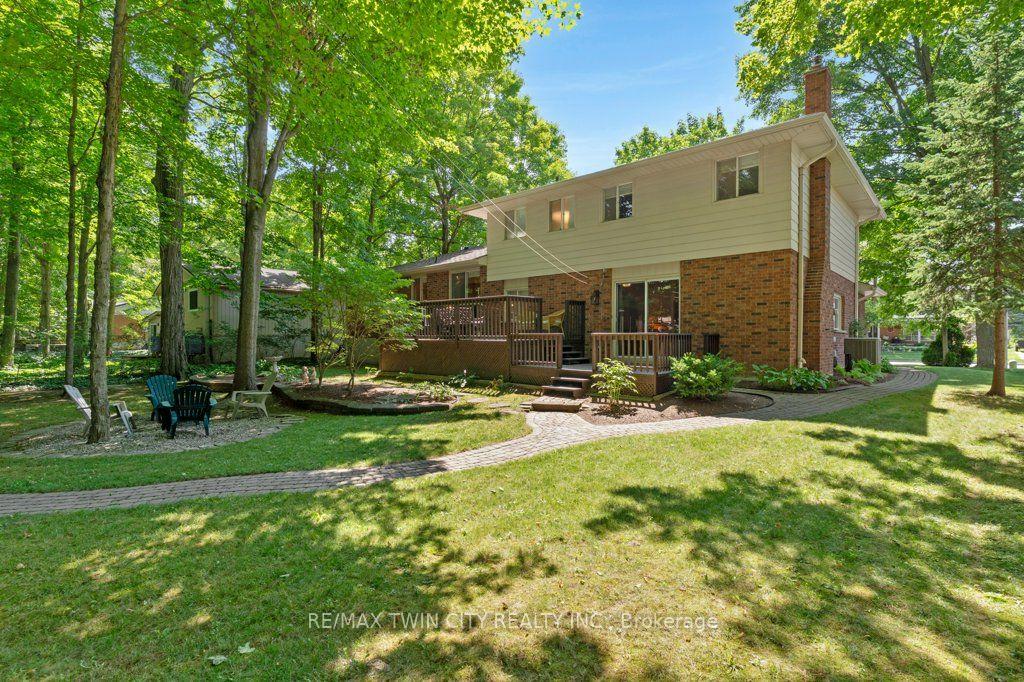 Photo 43 of 11 Grey Owl Drive, Woolwich, Elmira — HOMEH