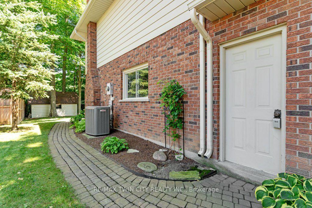 Photo 47 of 11 Grey Owl Drive, Woolwich, Elmira — HOMEH