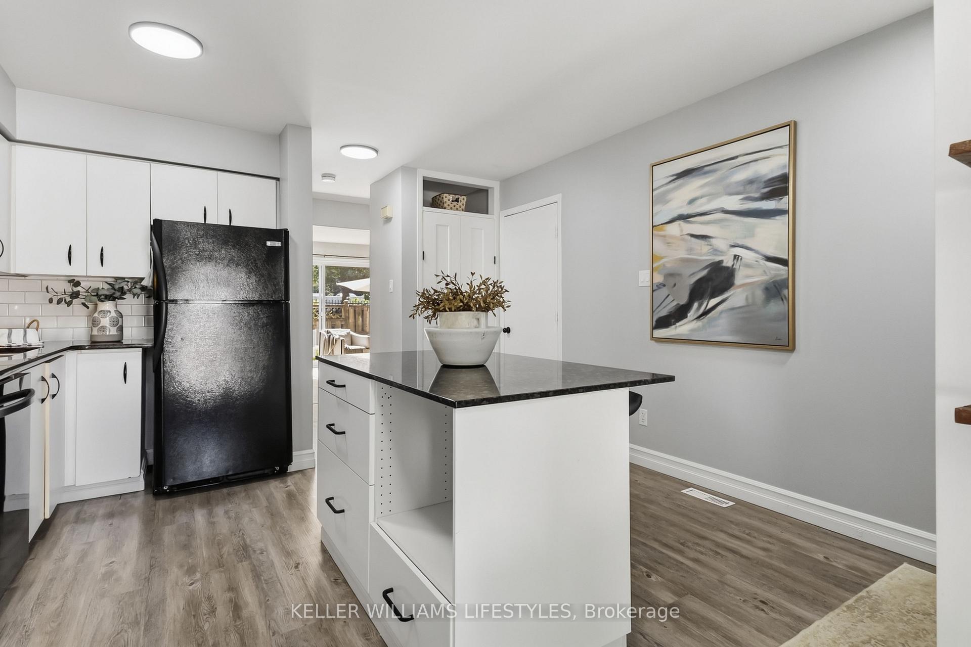Photo 12 of Unit 6, 120 Centre Street, London, South E — HOMEH