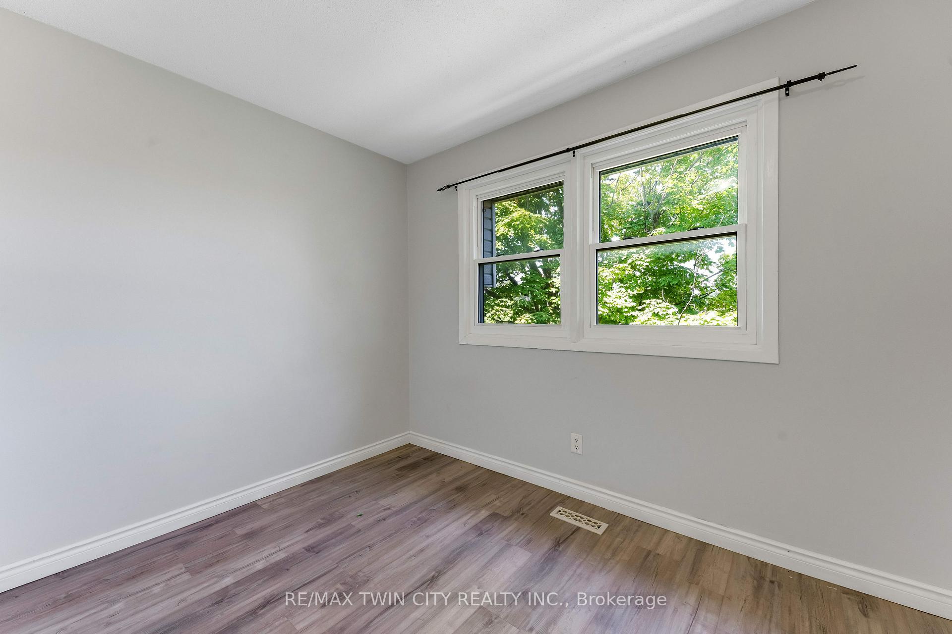 Photo 22 of Unit 3, 513 Quiet Place, Waterloo, Lakeshore Village — HOMEH