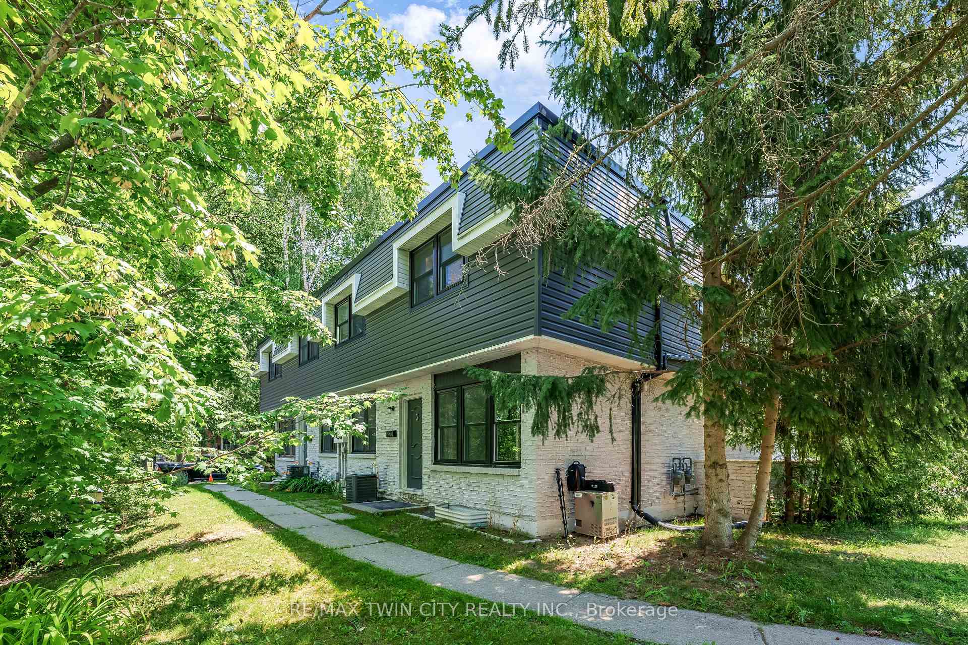 Photo 30 of Unit 3, 513 Quiet Place, Waterloo, Lakeshore Village — HOMEH