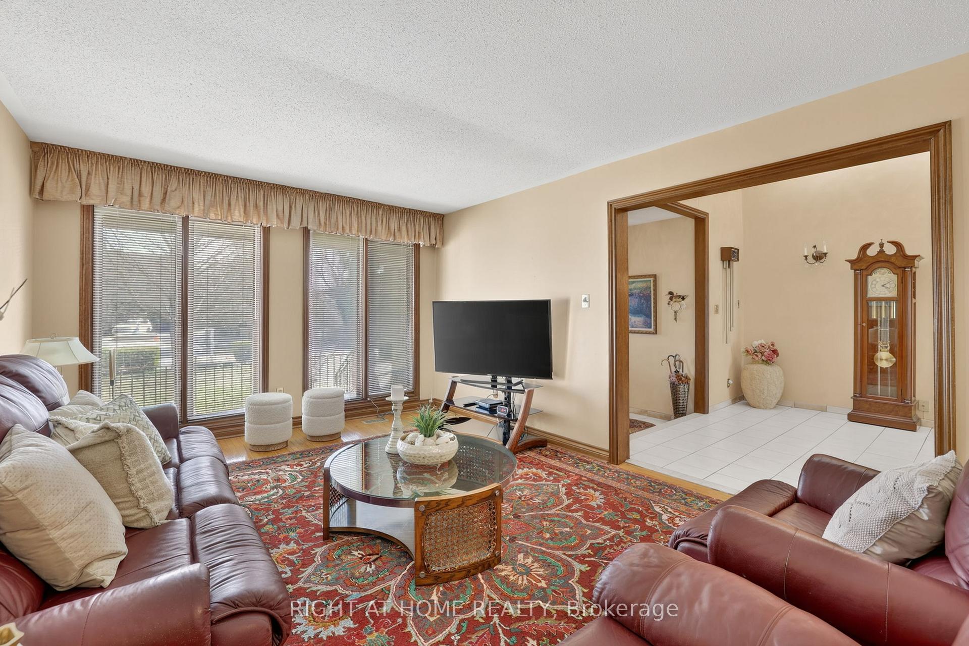 Photo 13 of 56 Birch Avenue, Richmond Hill, South Richvale — HOMEH