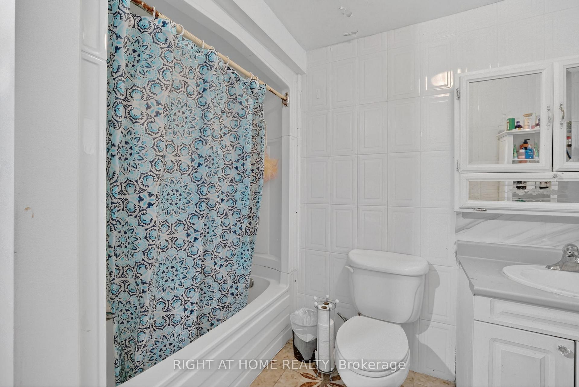 Photo 30 of 56 Birch Avenue, Richmond Hill, South Richvale — HOMEH