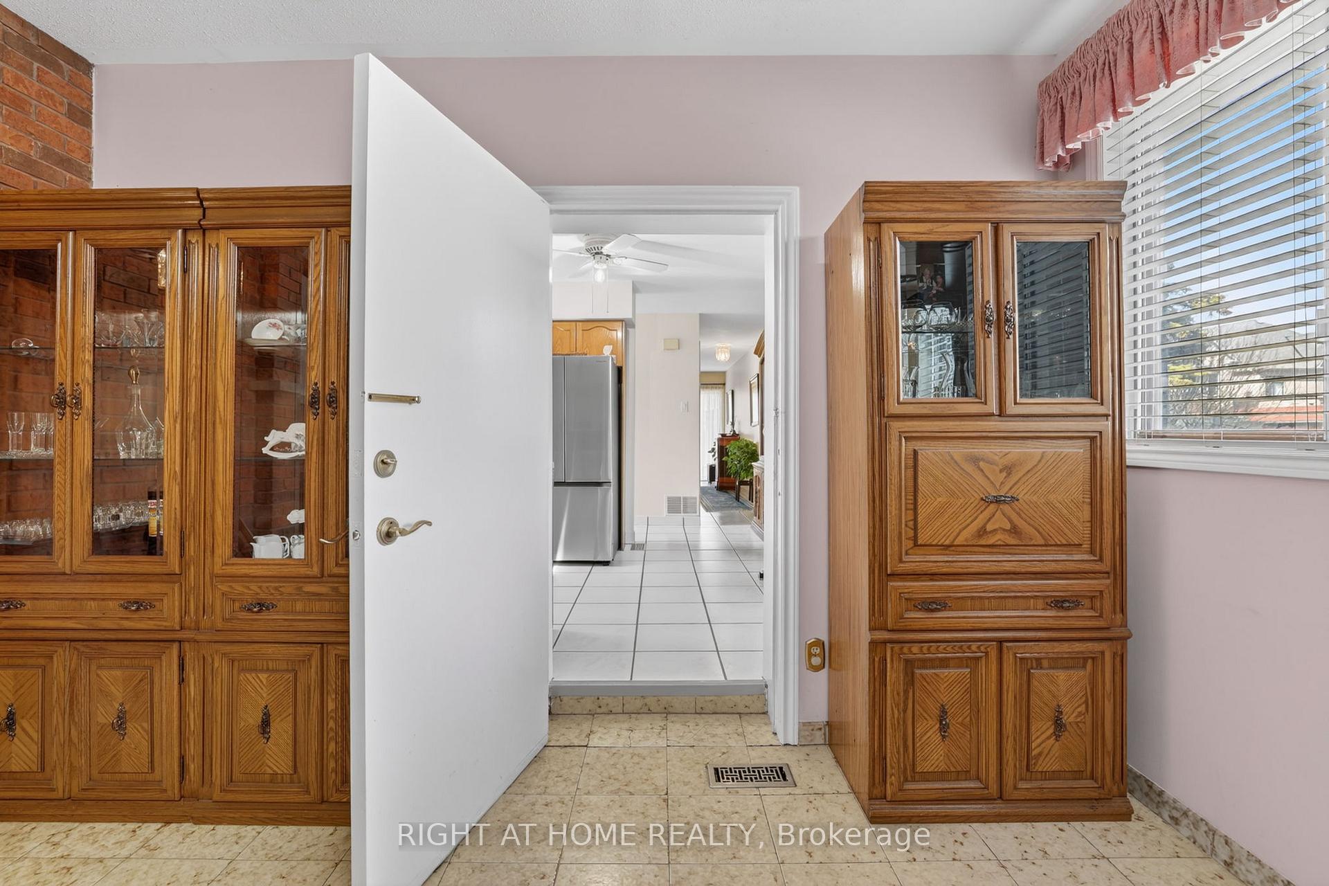Photo 31 of 56 Birch Avenue, Richmond Hill, South Richvale — HOMEH