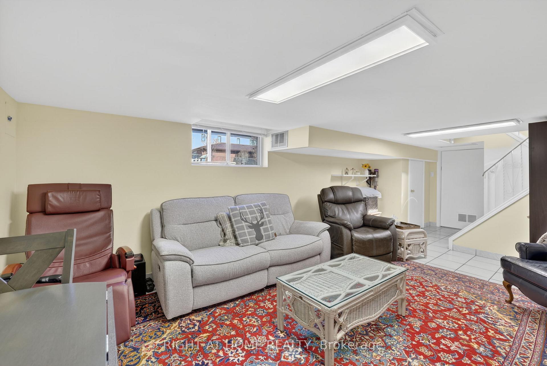 Photo 36 of 56 Birch Avenue, Richmond Hill, South Richvale — HOMEH
