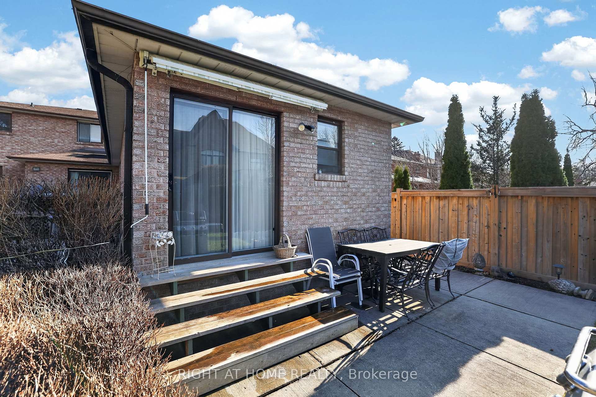 Photo 43 of 56 Birch Avenue, Richmond Hill, South Richvale — HOMEH