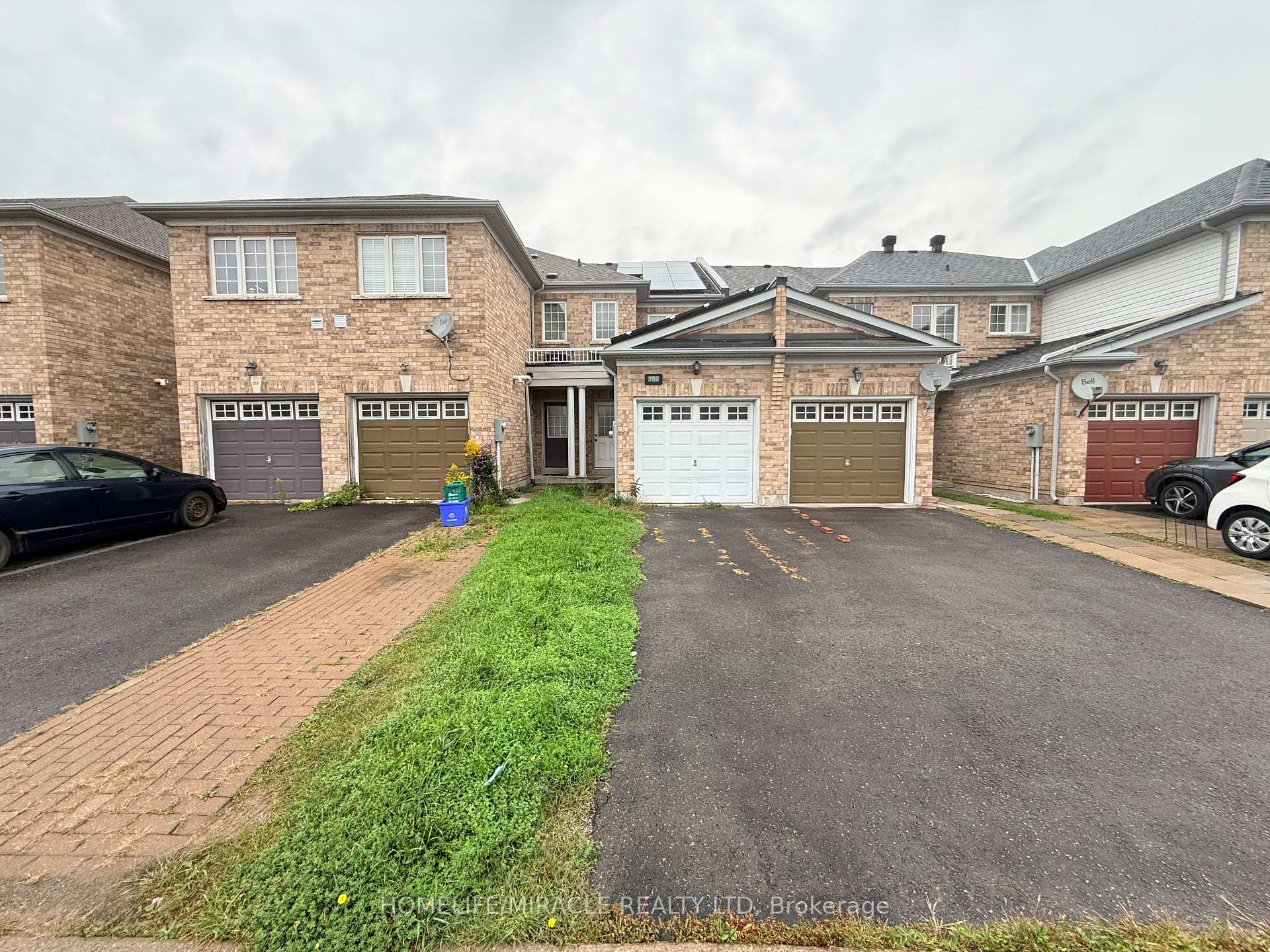 Photo 4 of 359 Caboto Trail, Markham, Village Green-South Unionville — HOMEH