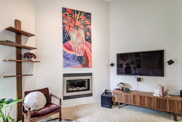 Photo 5 of Unit 22, 589 Beechwood Drive, Waterloo, Beechwood West — HOMEH