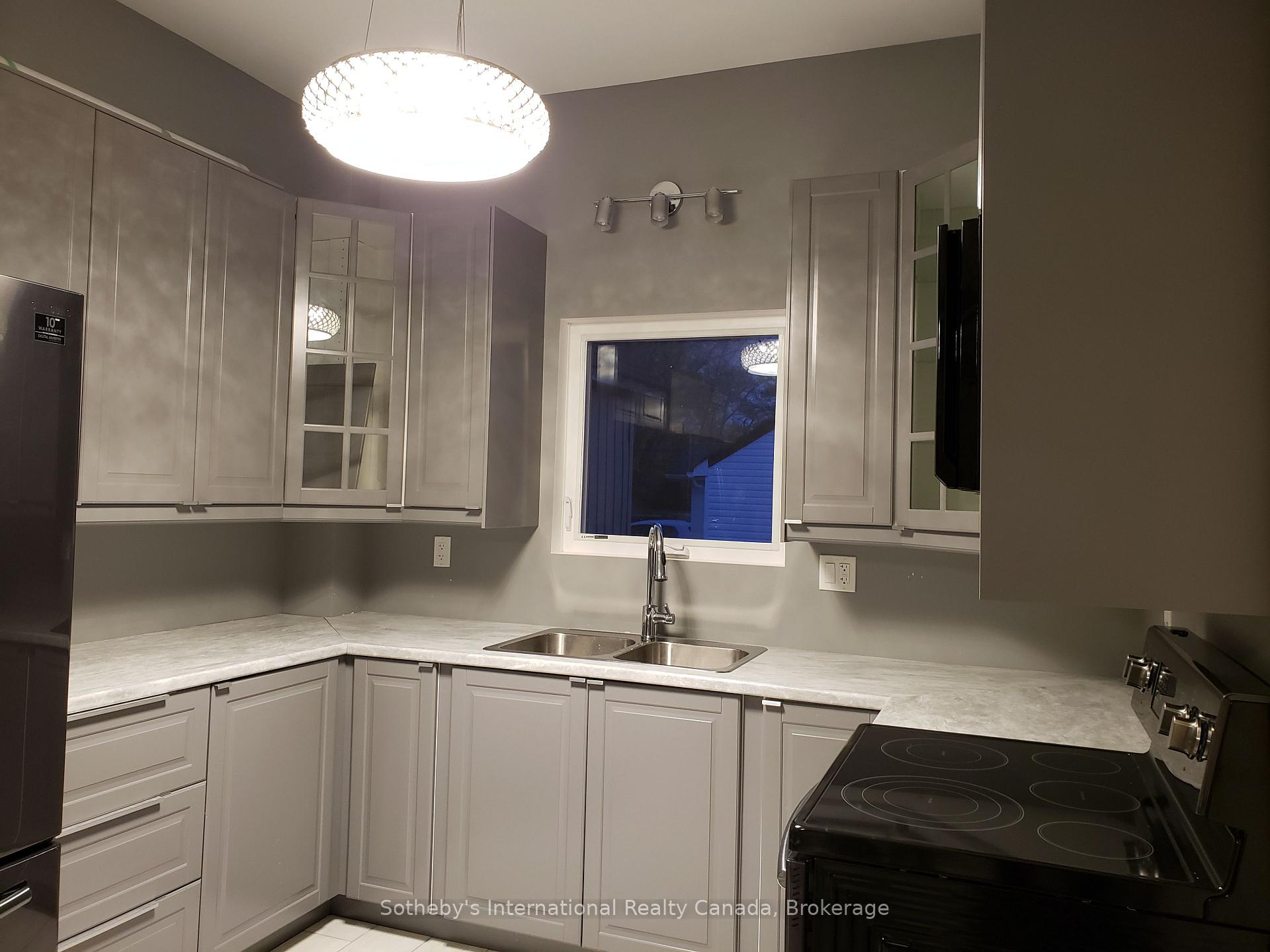 Photo 5 of Unit Unit 2, 218 Fifth Street, Collingwood — HOMEH
