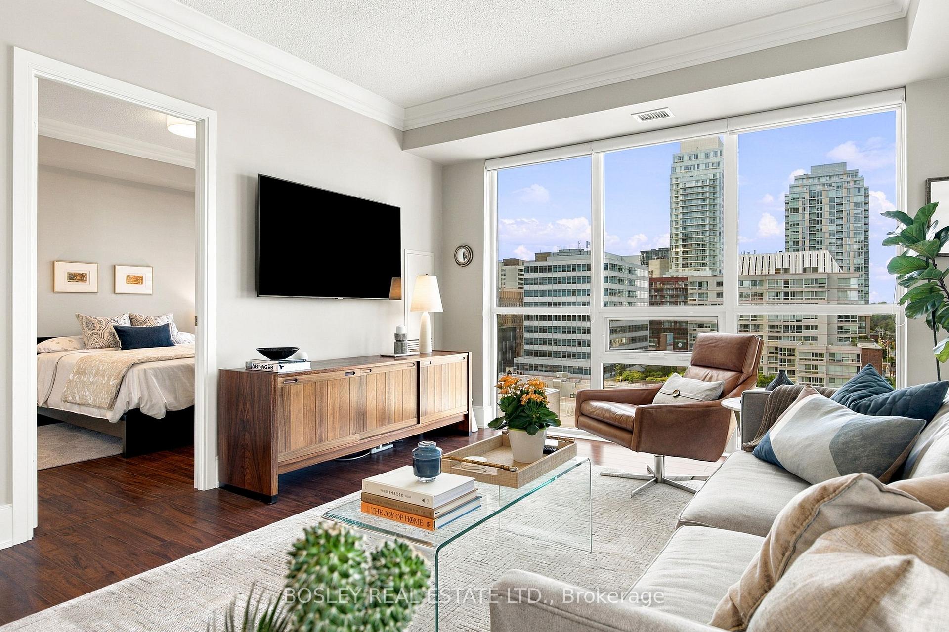 Photo 5 of Unit 802, 25 Broadway Avenue, Toronto, Mount Pleasant West — HOMEH