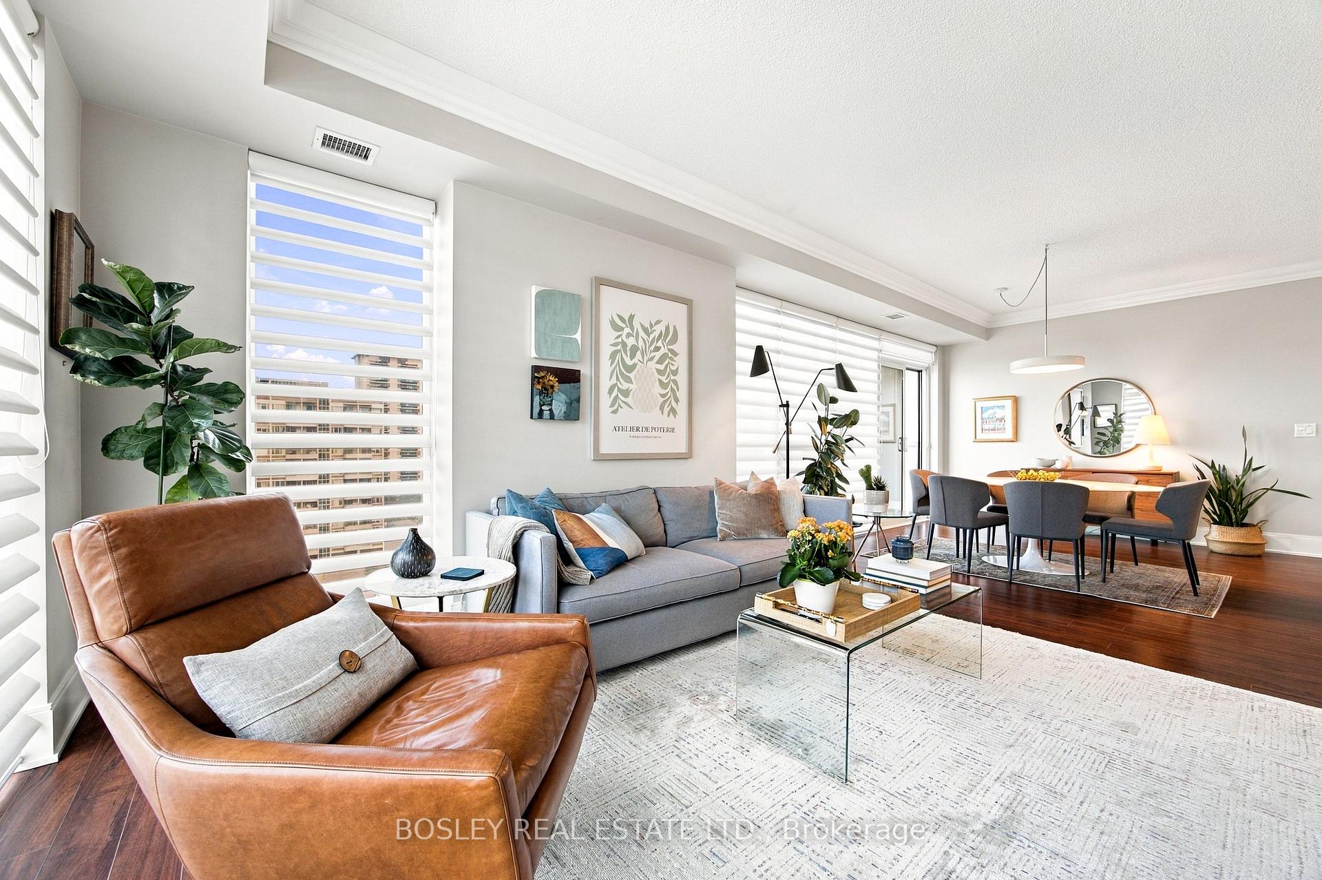 Photo 6 of Unit 802, 25 Broadway Avenue, Toronto, Mount Pleasant West — HOMEH
