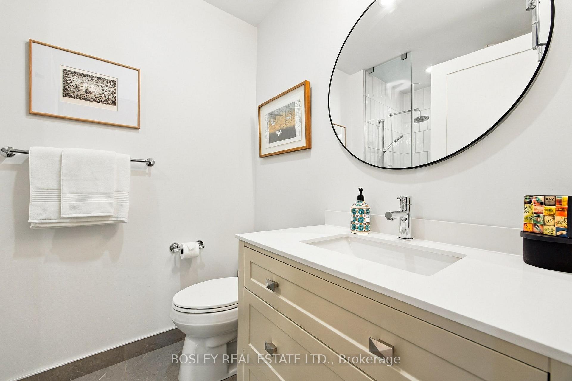 Photo 19 of Unit 802, 25 Broadway Avenue, Toronto, Mount Pleasant West — HOMEH