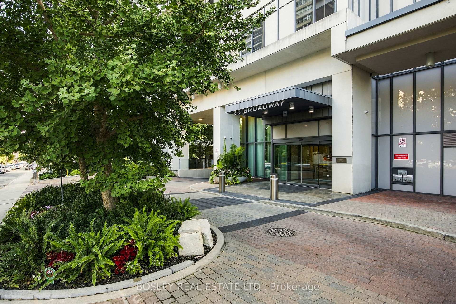 Photo 27 of Unit 802, 25 Broadway Avenue, Toronto, Mount Pleasant West — HOMEH
