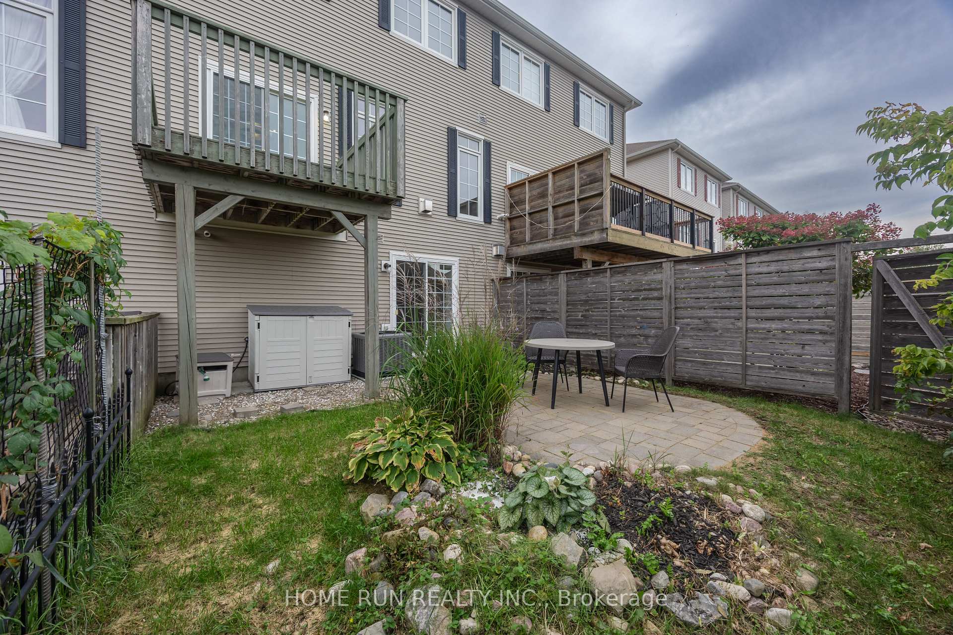 Photo 11 of 578 Pepperville Crescent, Ottawa, Kanata - Emerald Meadows/Trailwest — HOMEH
