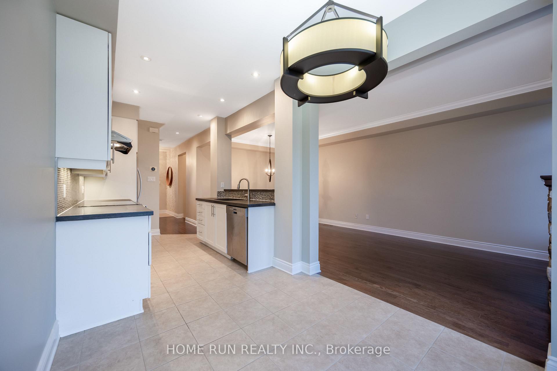 Photo 23 of 578 Pepperville Crescent, Ottawa, Kanata - Emerald Meadows/Trailwest — HOMEH