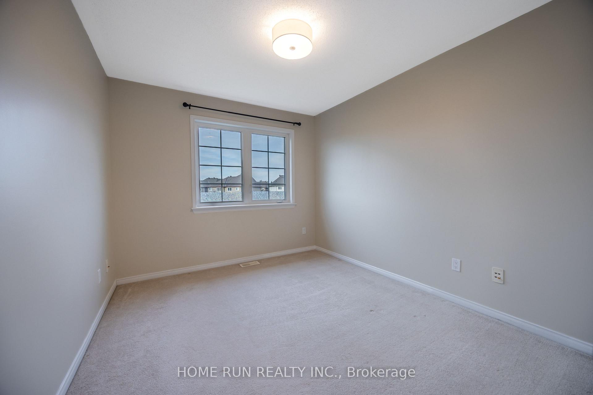 Photo 37 of 578 Pepperville Crescent, Ottawa, Kanata - Emerald Meadows/Trailwest — HOMEH