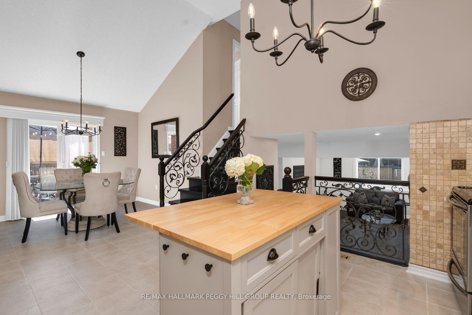 Photo 7 of 52 Summerset Drive, Barrie, Ardagh — HOMEH
