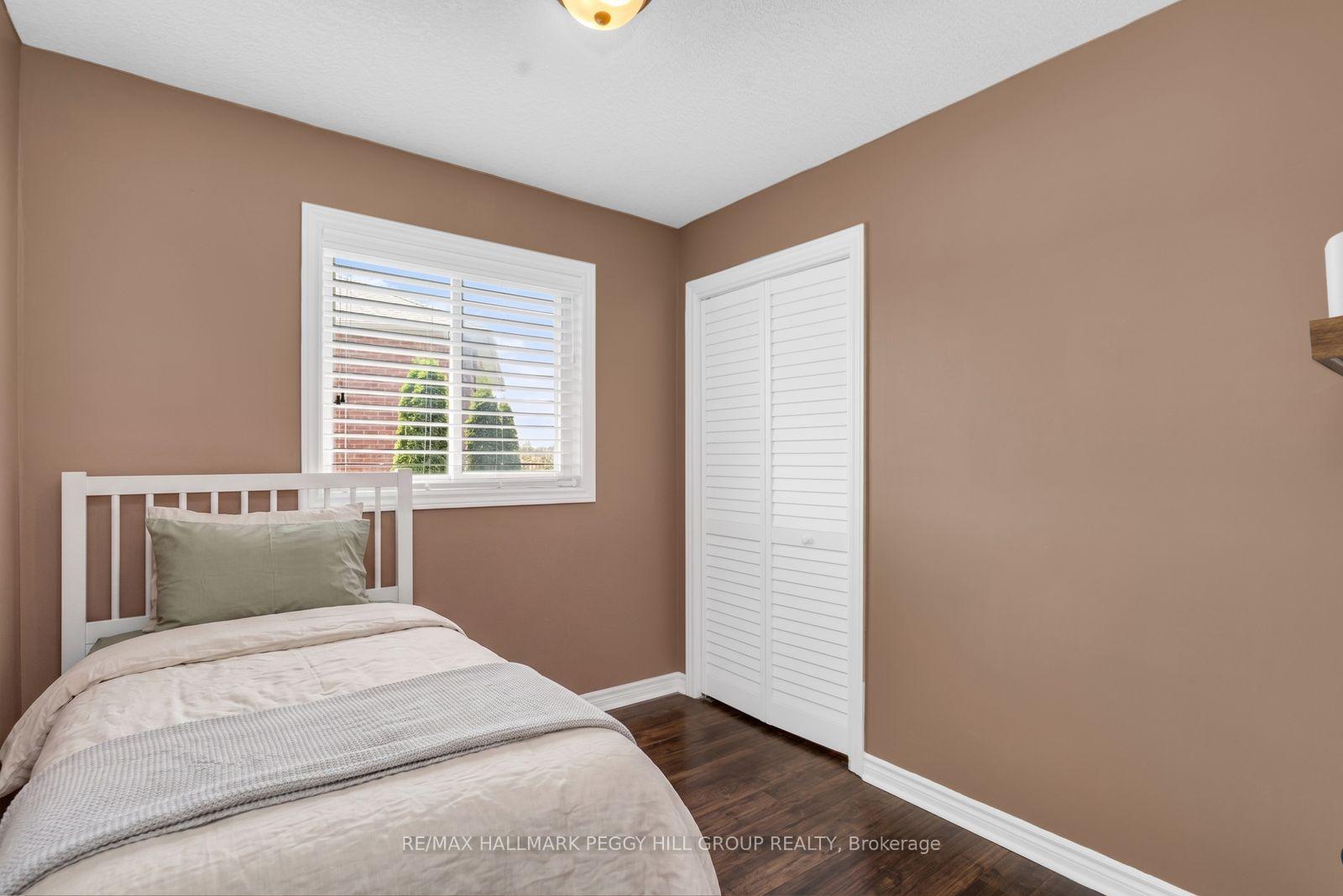 Photo 11 of 52 Summerset Drive, Barrie, Ardagh — HOMEH