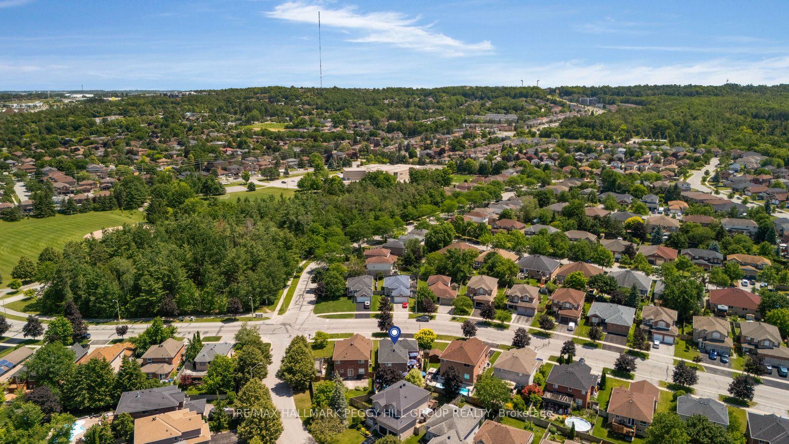 Photo 24 of 52 Summerset Drive, Barrie, Ardagh — HOMEH