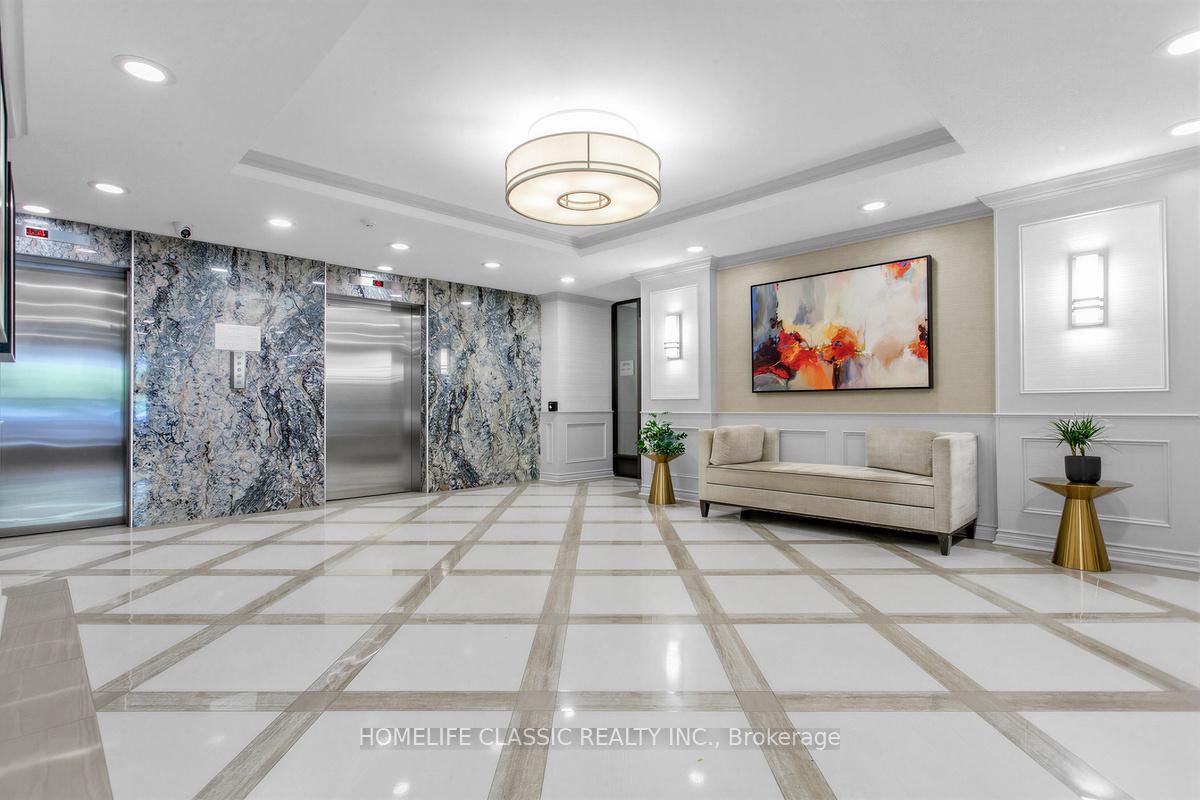 Photo 2 of Unit 803, 40 Baif Boulevard, Richmond Hill, North Richvale — HOMEH