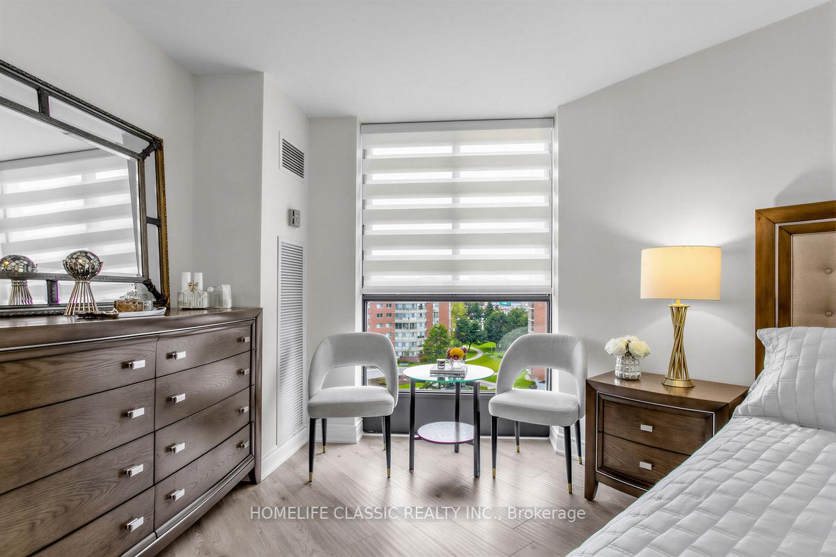 Photo 15 of Unit 803, 40 Baif Boulevard, Richmond Hill, North Richvale — HOMEH