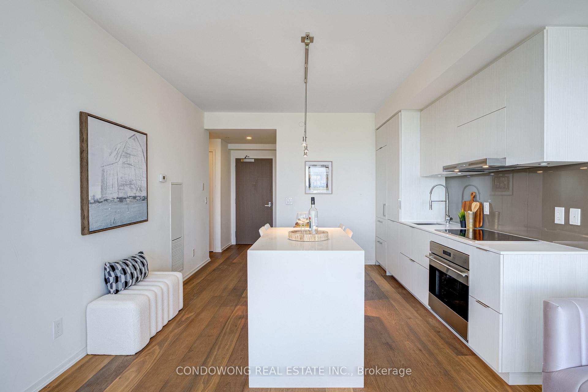 Photo 4 of Unit 4710, 1 Bloor Street E, Toronto, Bay Street Corridor — HOMEH
