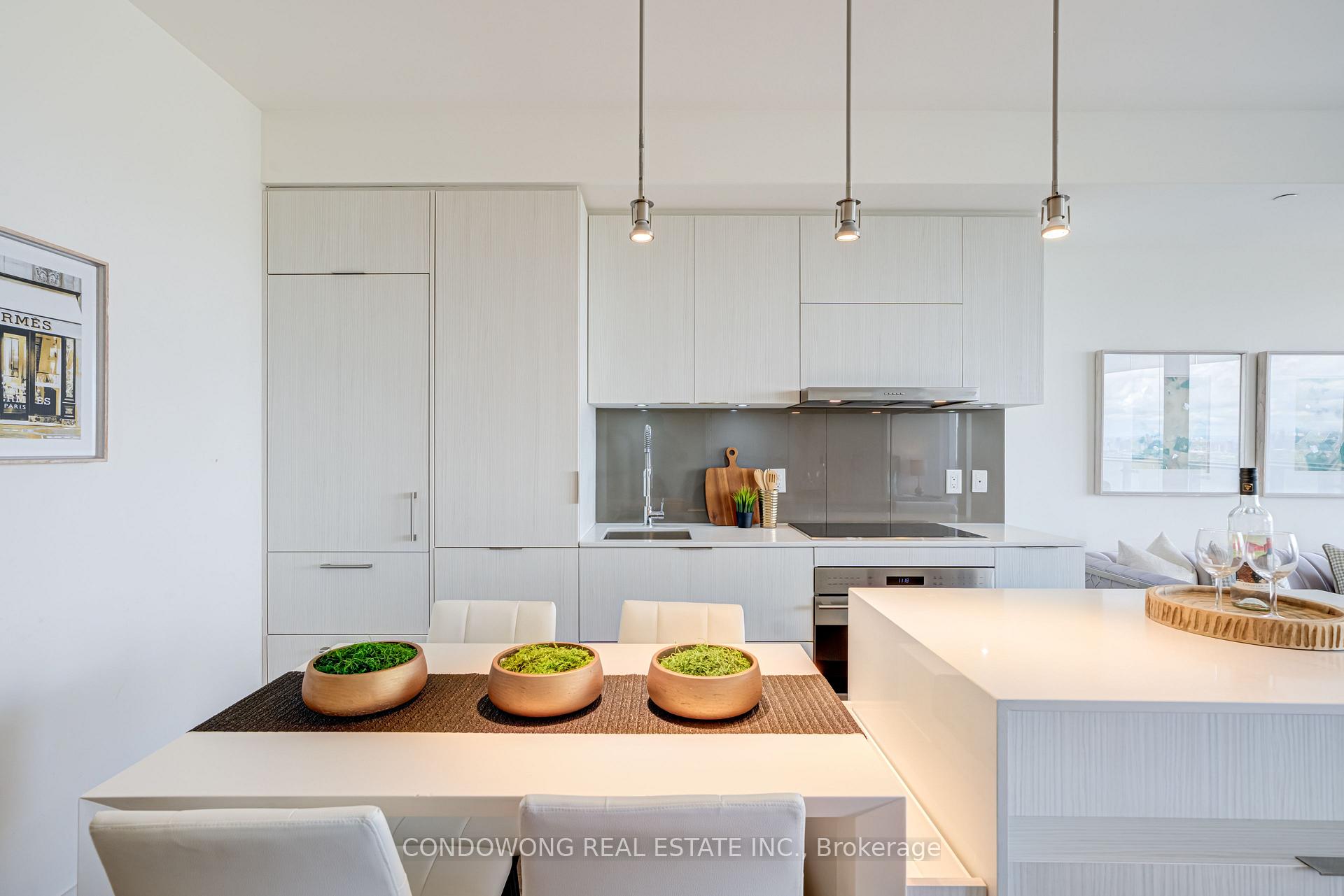 Photo 5 of Unit 4710, 1 Bloor Street E, Toronto, Bay Street Corridor — HOMEH