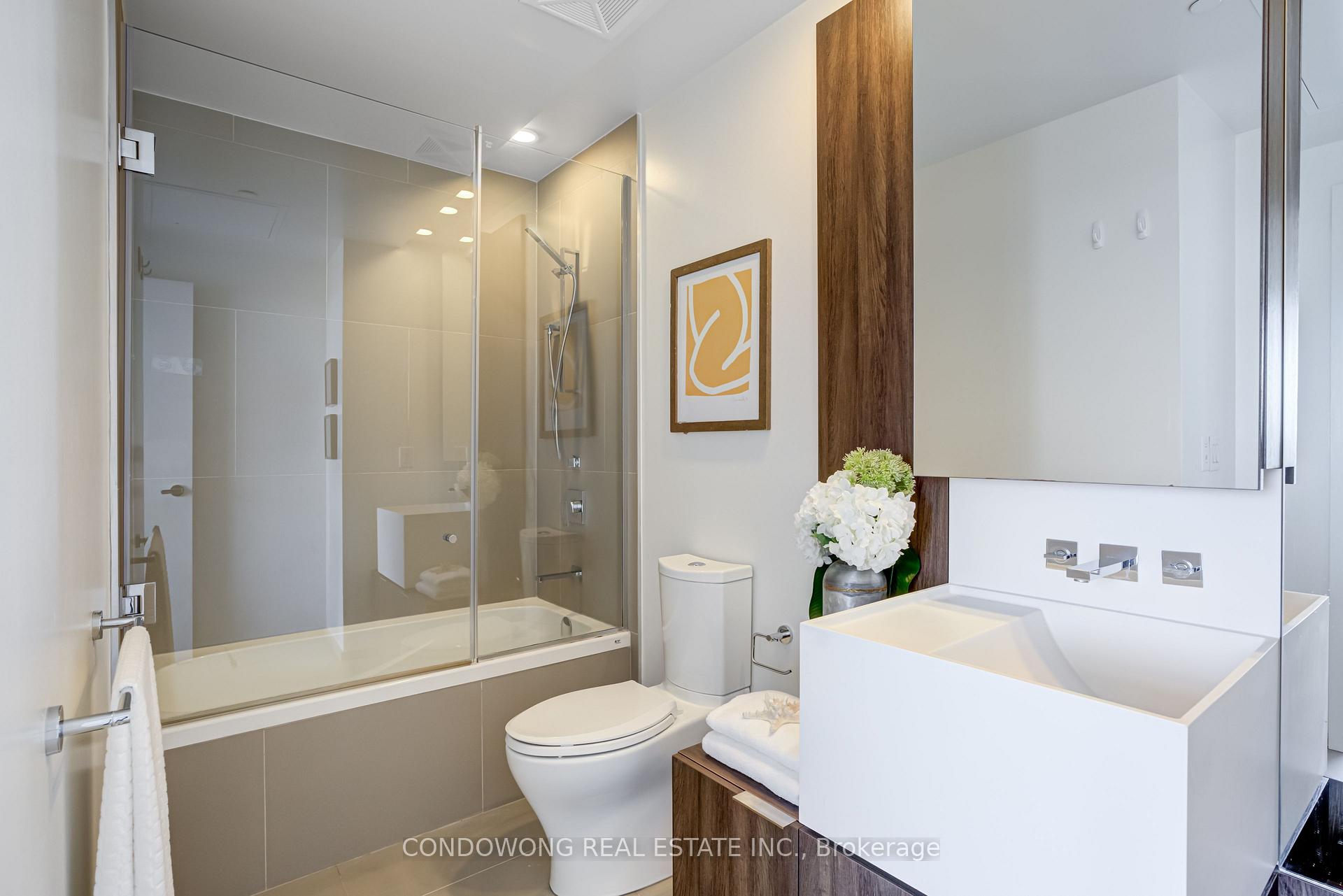Photo 17 of Unit 4710, 1 Bloor Street E, Toronto, Bay Street Corridor — HOMEH