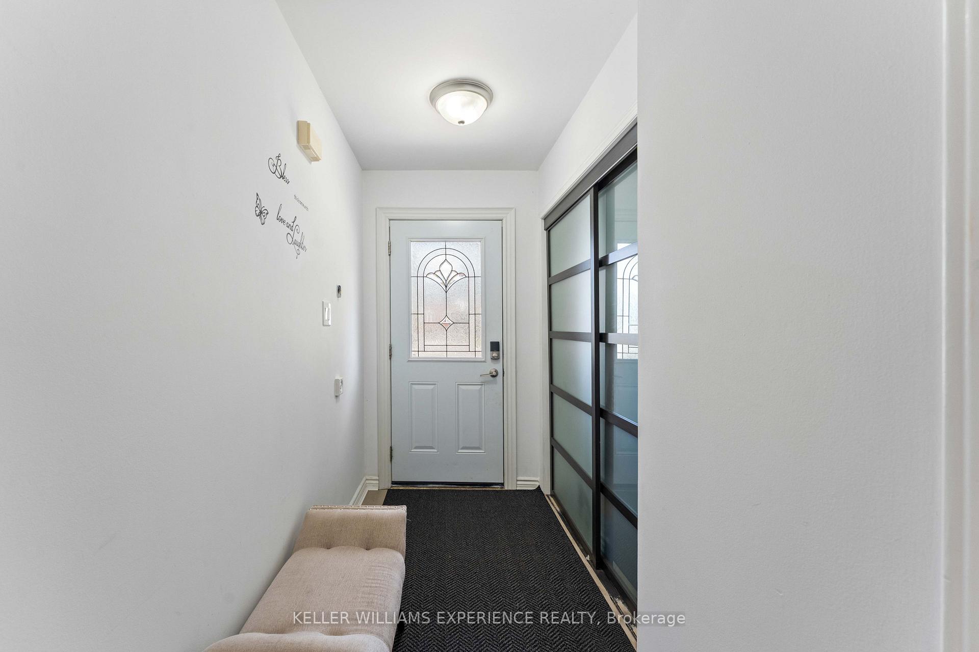 Photo 5 of 250 Ferndale Drive S, Barrie, Ardagh — HOMEH