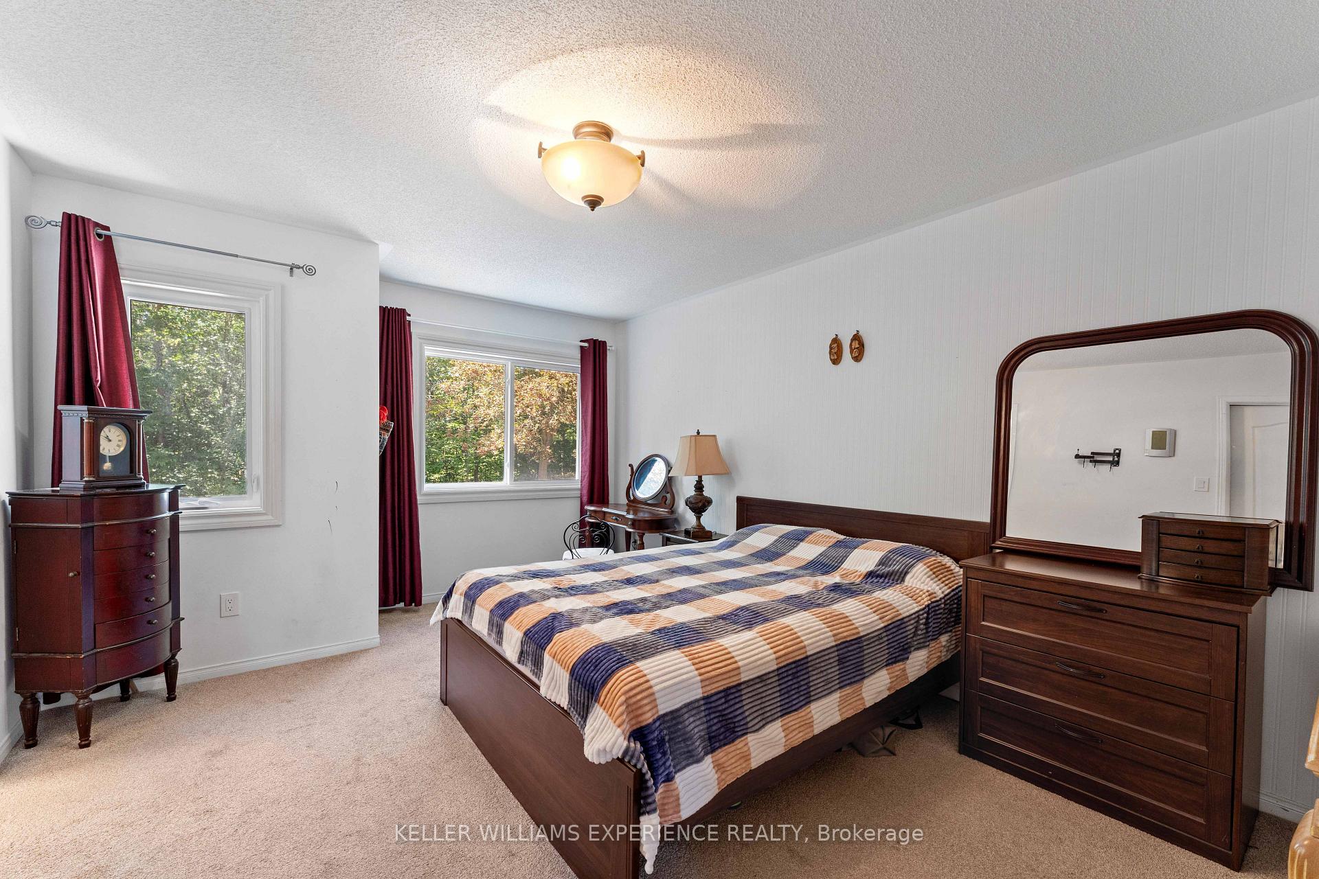 Photo 12 of 250 Ferndale Drive S, Barrie, Ardagh — HOMEH