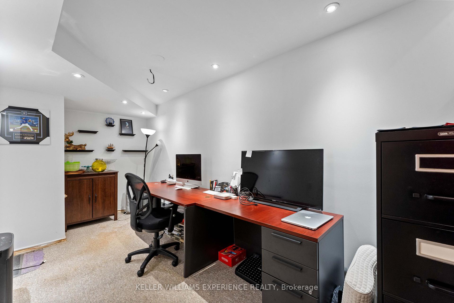 Photo 20 of 250 Ferndale Drive S, Barrie, Ardagh — HOMEH