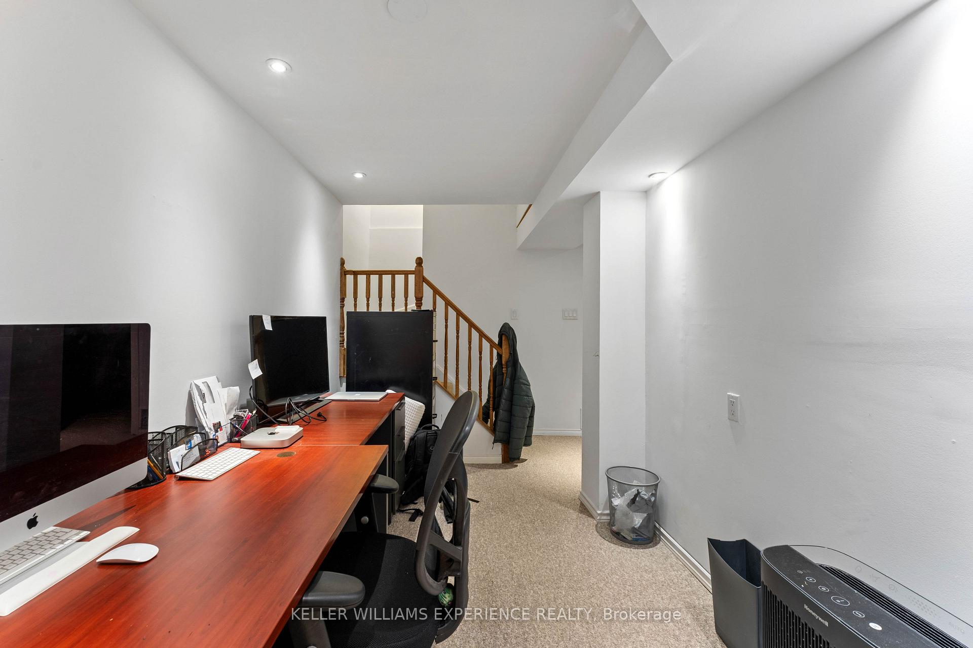 Photo 21 of 250 Ferndale Drive S, Barrie, Ardagh — HOMEH