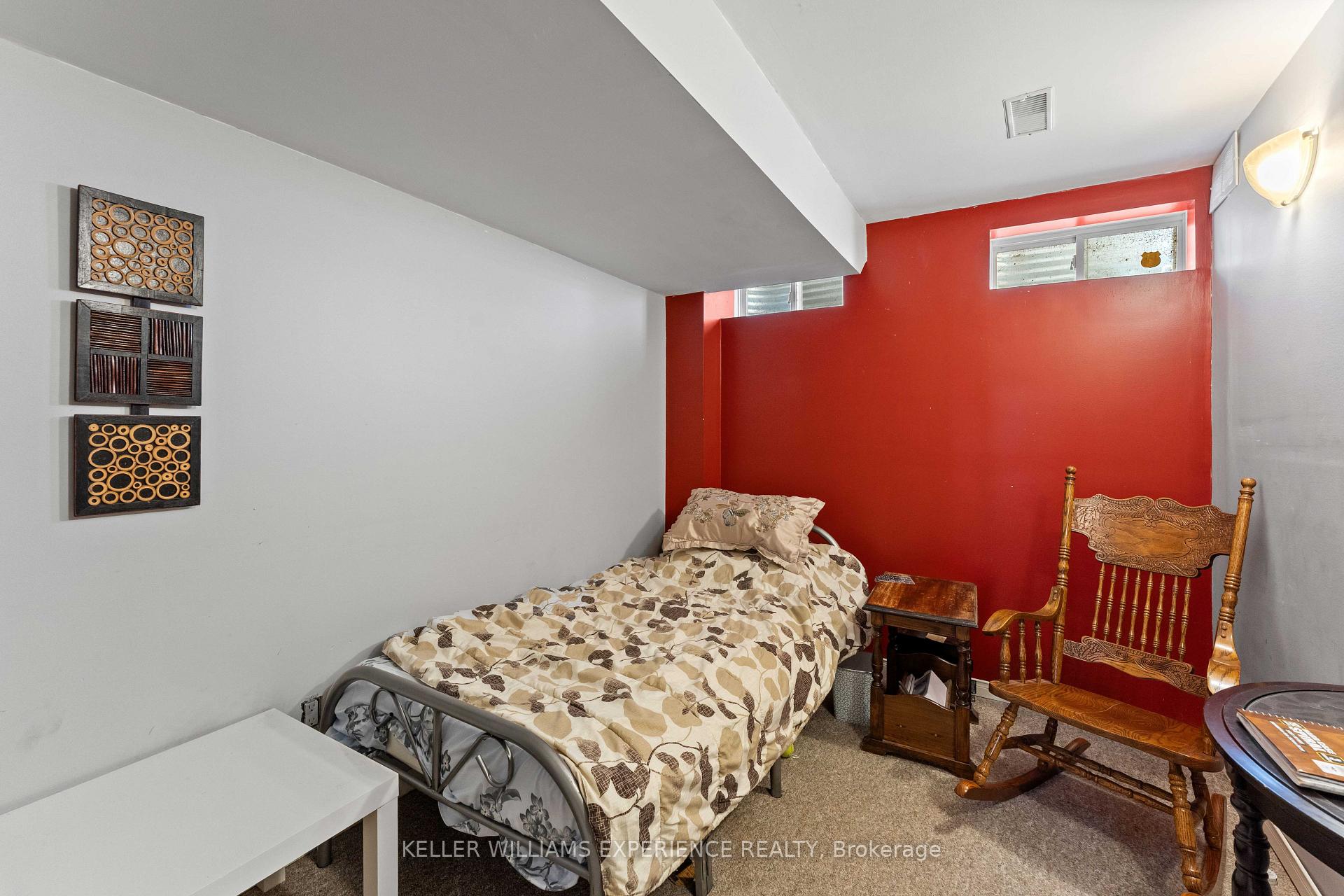 Photo 23 of 250 Ferndale Drive S, Barrie, Ardagh — HOMEH