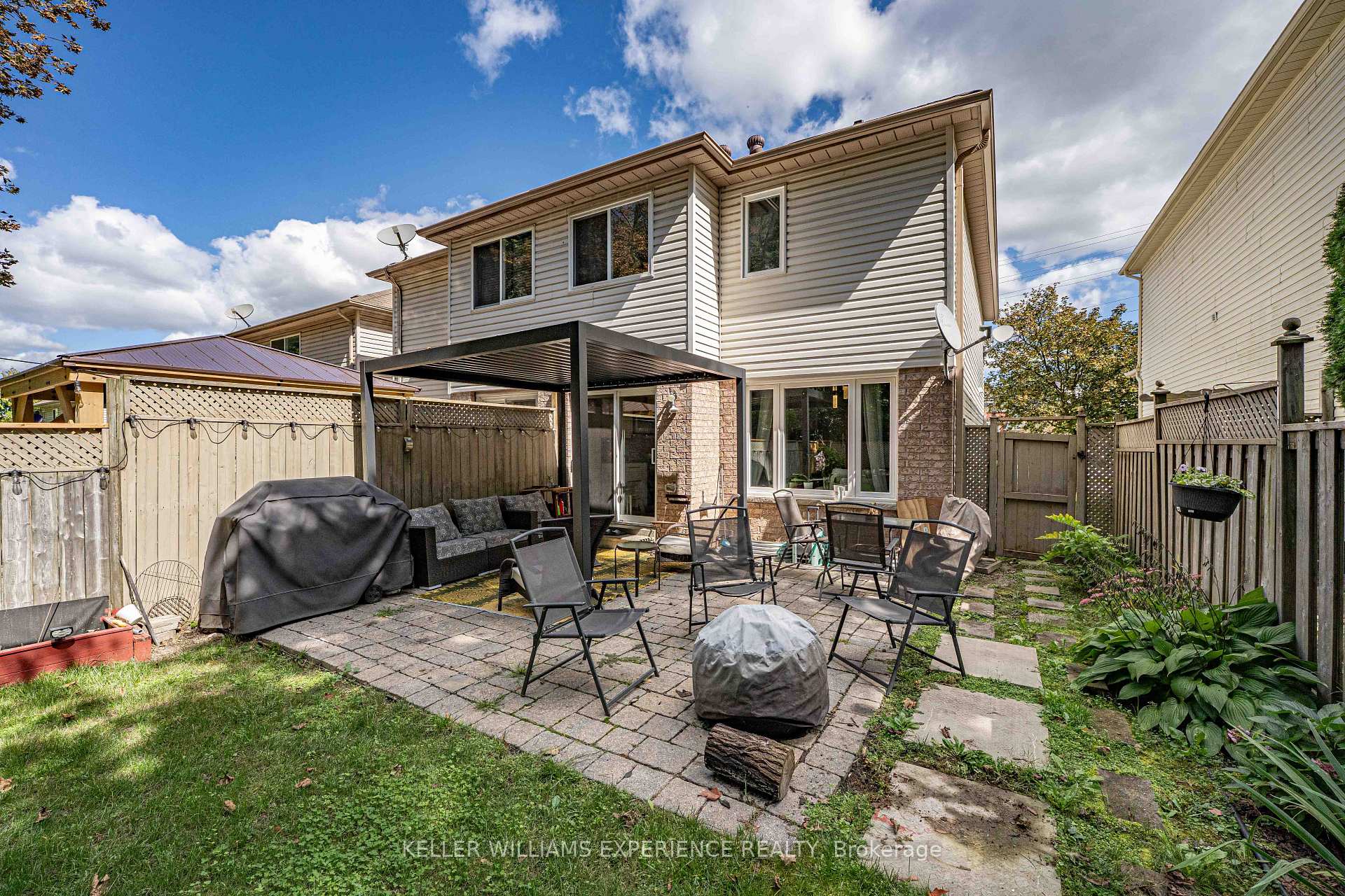 Photo 29 of 250 Ferndale Drive S, Barrie, Ardagh — HOMEH