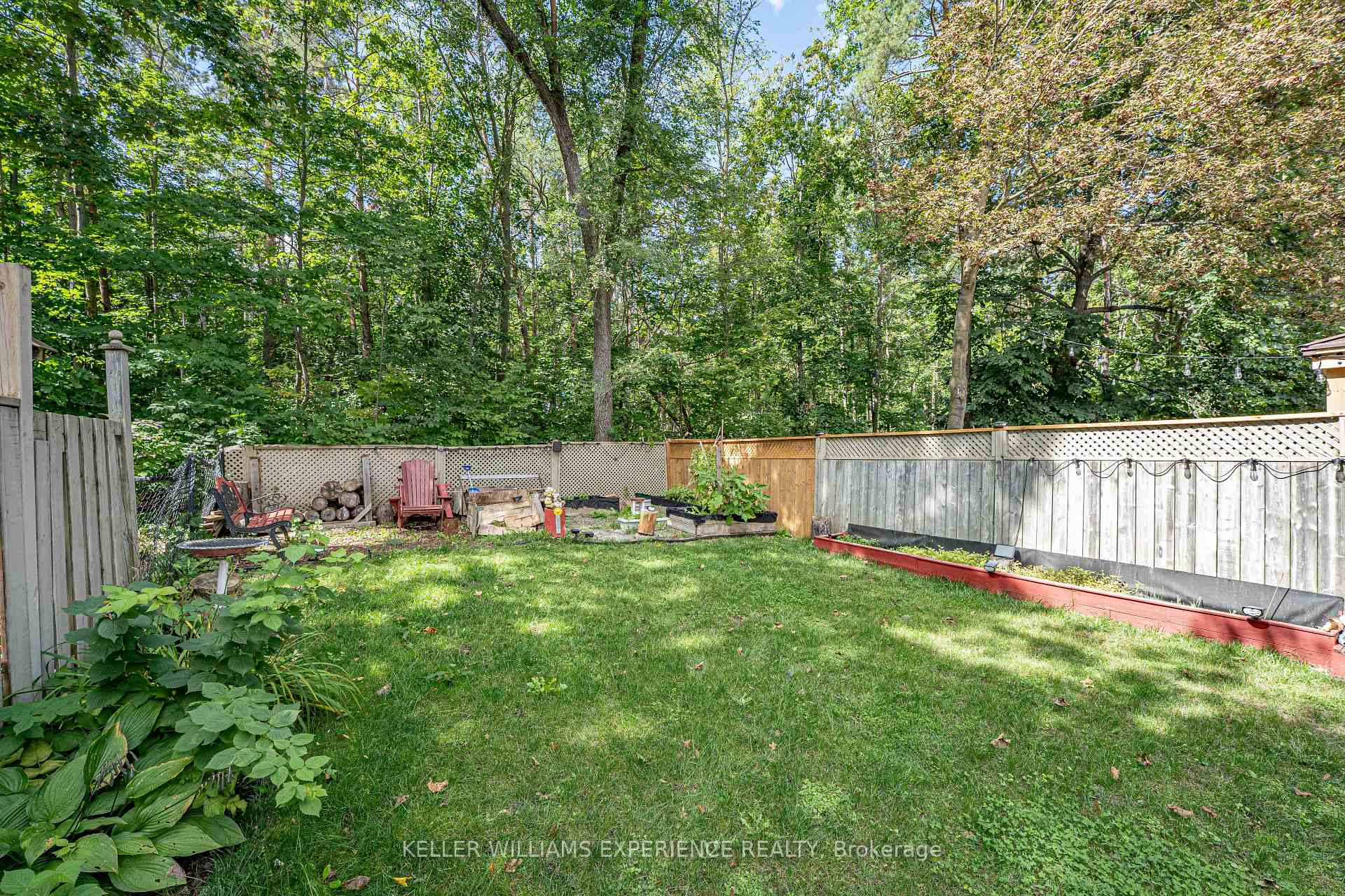 Photo 31 of 250 Ferndale Drive S, Barrie, Ardagh — HOMEH