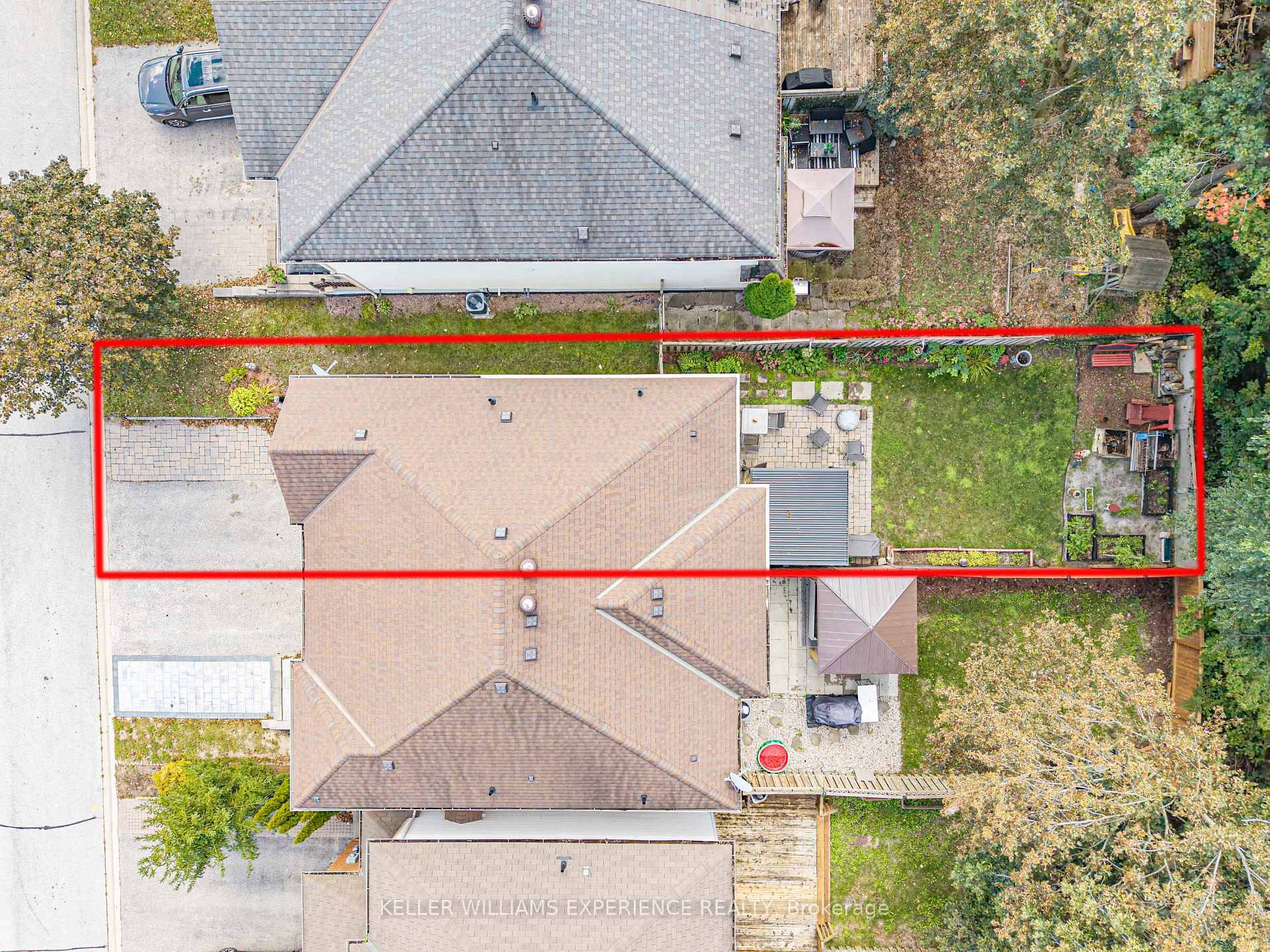 Photo 32 of 250 Ferndale Drive S, Barrie, Ardagh — HOMEH