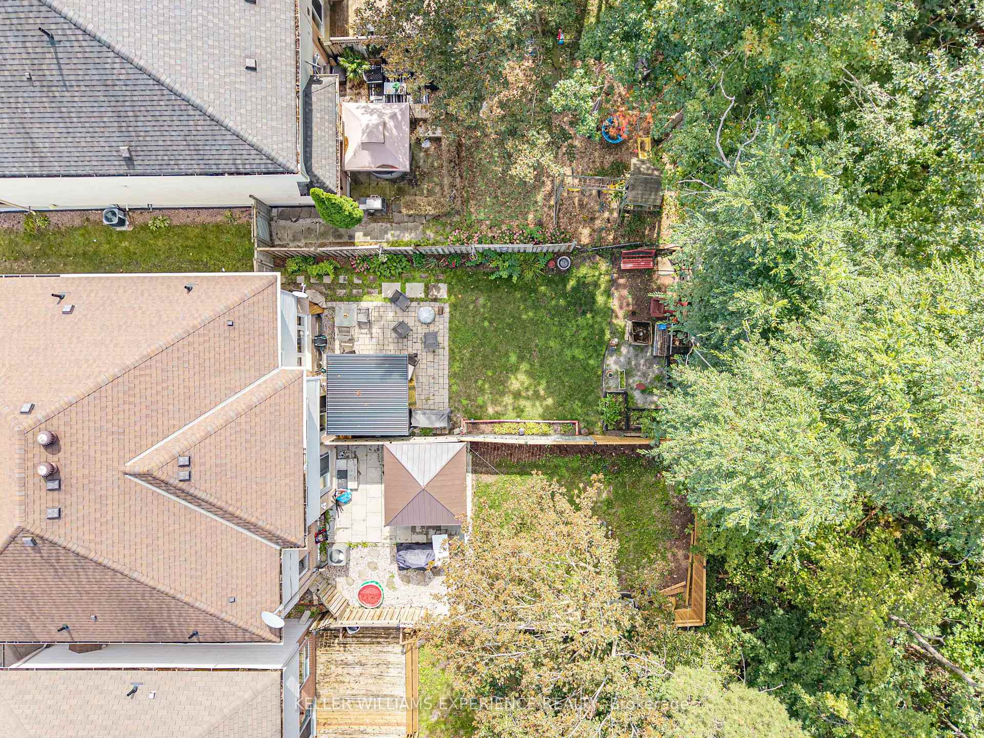 Photo 33 of 250 Ferndale Drive S, Barrie, Ardagh — HOMEH