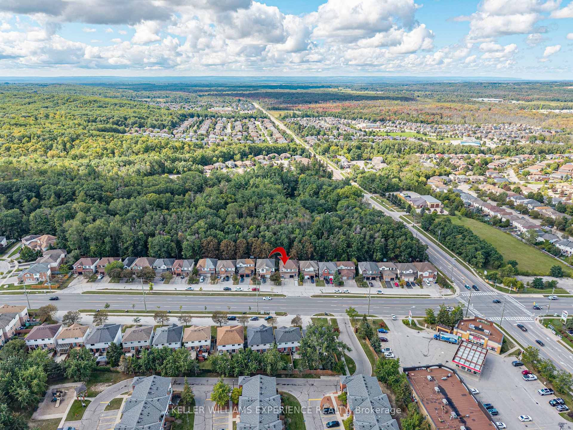 Photo 38 of 250 Ferndale Drive S, Barrie, Ardagh — HOMEH